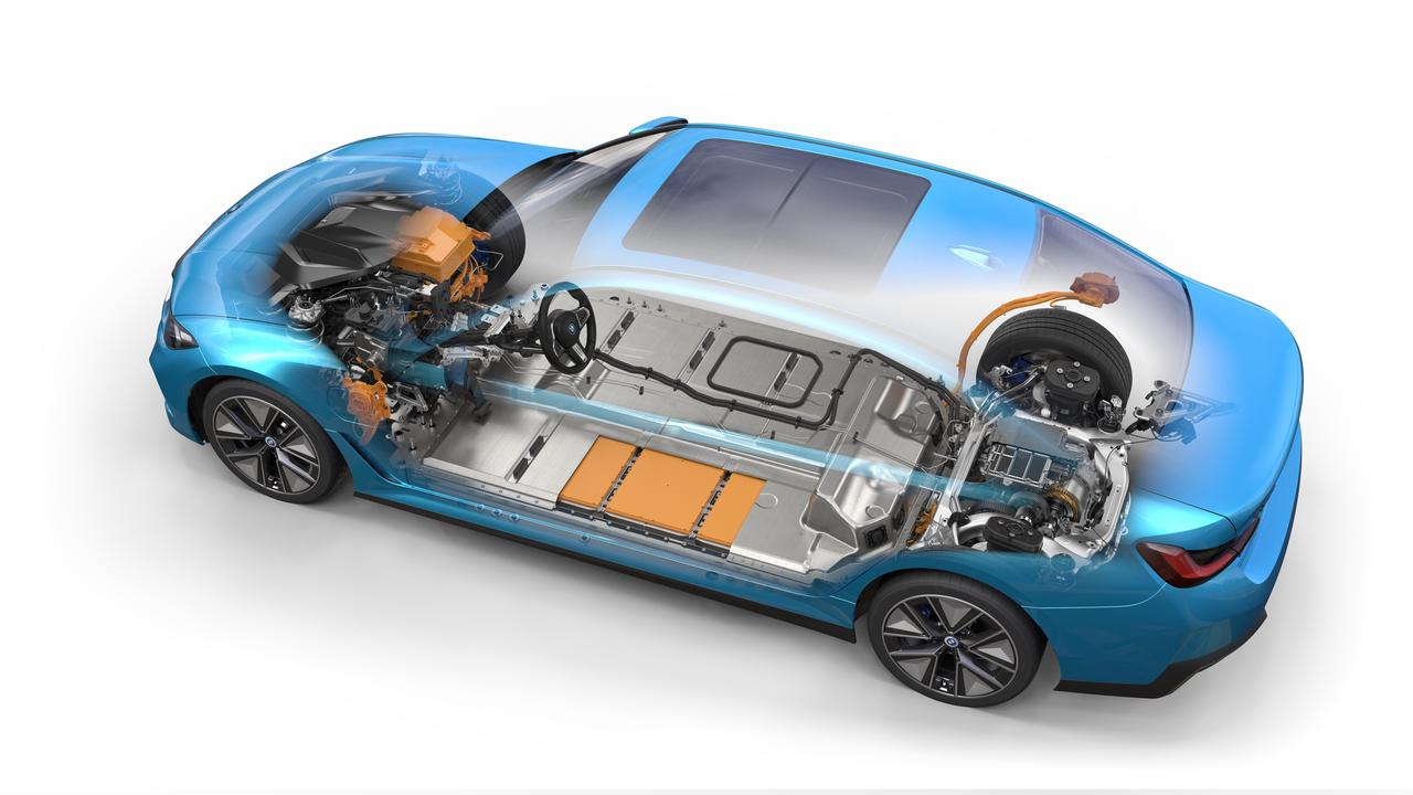 全新 BMW i3 的电池组、电驱系统布局
