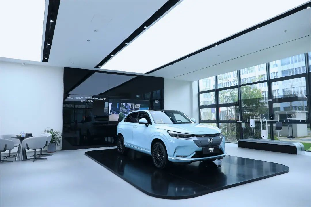 Guangzhou Honda e Space