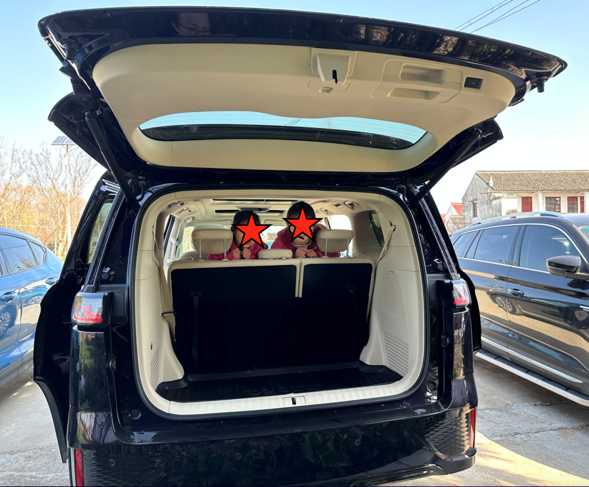 The child approved of the trunk that can be flipped from the third row