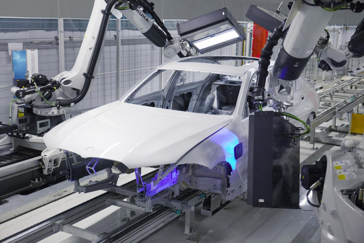 The BMW iFACTORY strategy will be applied to all BMW factories